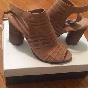 Caslon block heel sandal